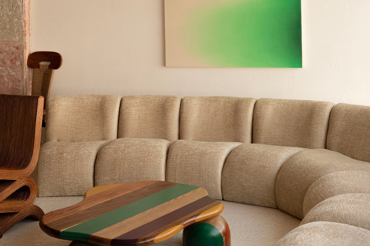 City Glow vs. Cottage Flow: The Hottest Interior Design Trend of 2025