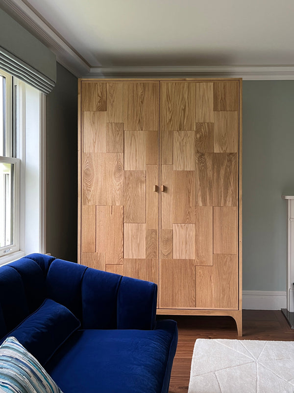 Andover - the finished drinks cabinet is in place and looking beautiful