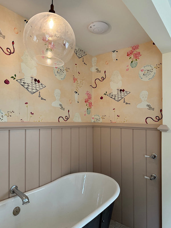 Cotswolds - gorgeous bath area in the spare bedroom